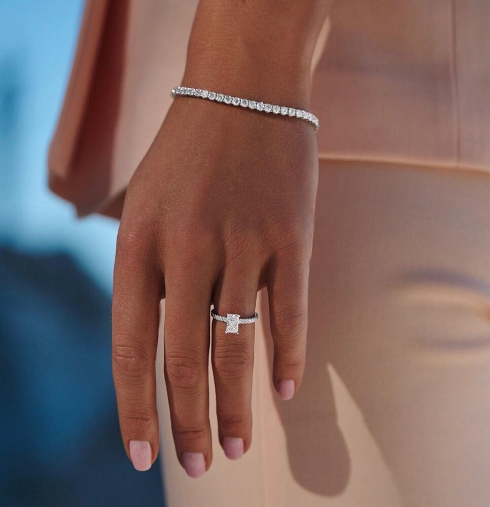 Tennisarmband met doorlopende briljanten